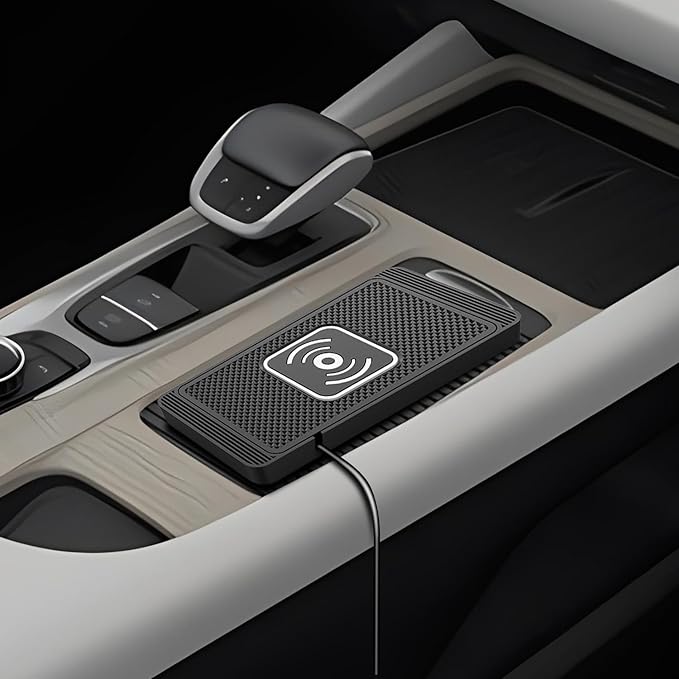 Wireless Charging Pad for Car for Land Range Rover Evoque II (L551) 5Door 2019-2023-pr, 15W Fast Wireless Charger Mat Non-Slip Silicone Car Center Console Phone Charging Pad,A/15W-Type-c