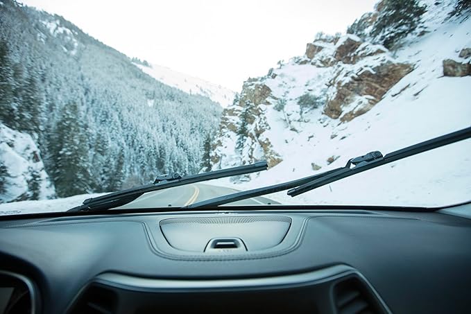 Rain-X Silicone AdvantEdge Wiper Blade 24" Windshield Wiper Blades Replacement, All-Weather Performance Lasts 2X Longer, Premium Beam, Installock Adapter for Easy Fit (Pack of 1)